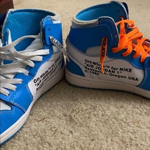 Aj1 OW ( UNC )